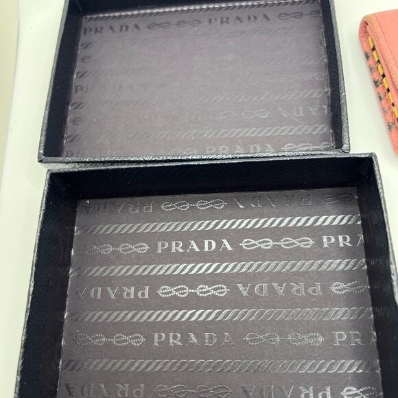 Prada Pink Key Cles - Picture 7 of 7